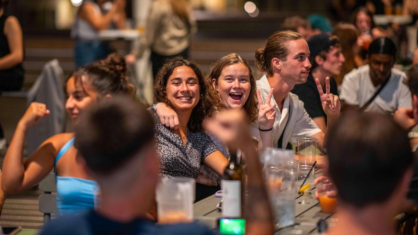 Soirée étudiante aux halles de Pau