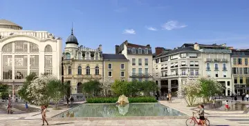Végétalisation de la place Clemenceau : vue fontaine